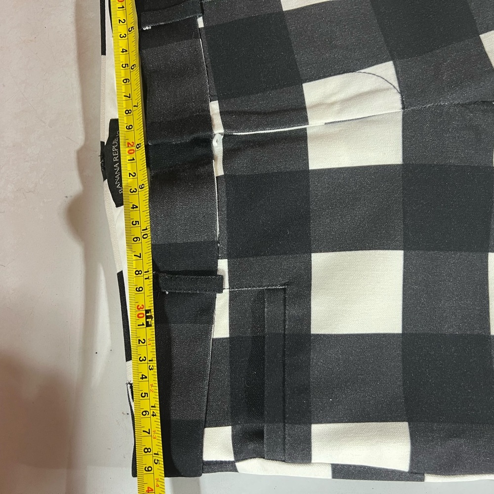 Banana Republic Chic Black and White Checkered Pants - Picture 8 of 10